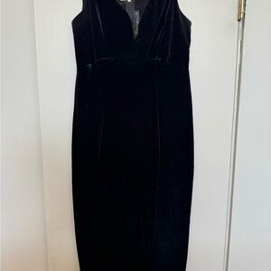 2014 Laura Byrnes velvet pencil dress